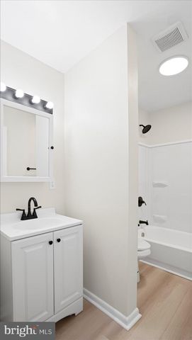 537 N MILTON AVE, Baltimore, MD 21205