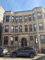 2817 N Orchard Street P-9, Chicago, IL 60657