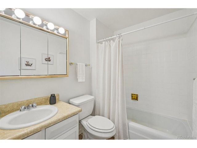 6492 Welch St, Arvada, CO 80004