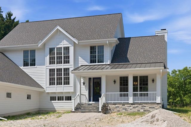N48W31390 State Road 83, Hartland, WI 53029