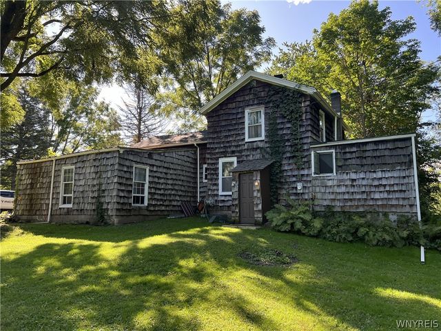 9011 Mountain Road, Royalton, NY 14067
