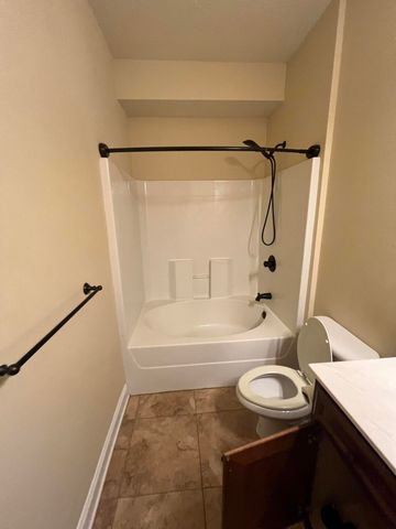 808 Pine Alley Street, Fort Walton Beach, FL 32547