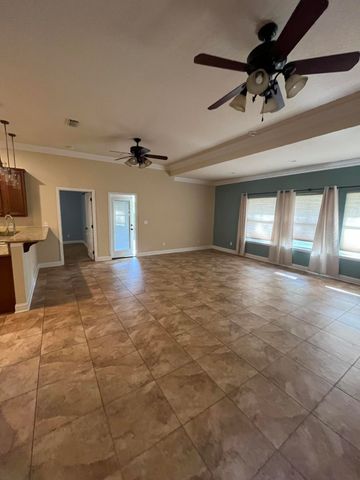 808 Pine Alley Street, Fort Walton Beach, FL 32547