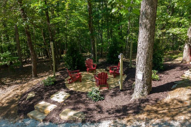 392 Cascades Lane, Blue Ridge, GA 30513