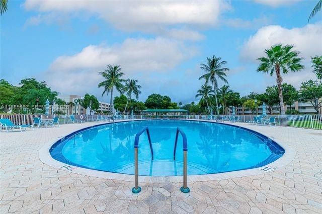 9599 Weldon Cir A203, Tamarac, FL 33321