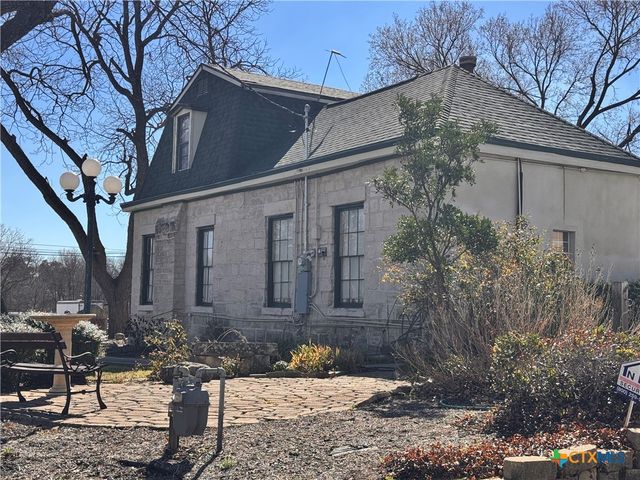 400 S Main Street, Belton, TX 76513