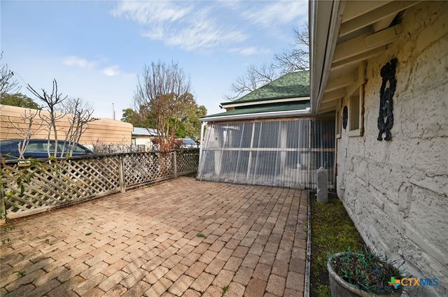 400 S Main Street, Belton, TX 76513