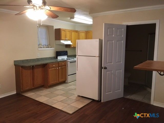 400 S Main Street, Belton, TX 76513