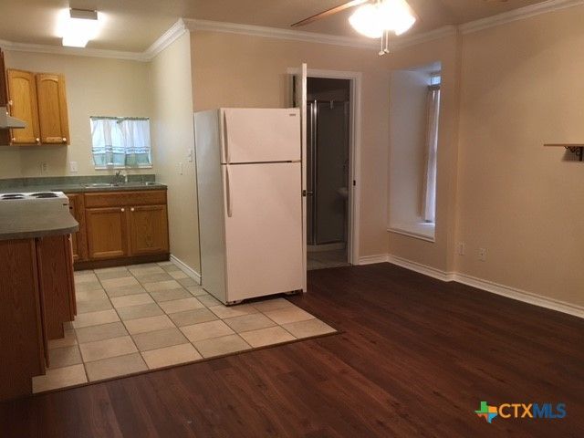 400 S Main Street, Belton, TX 76513