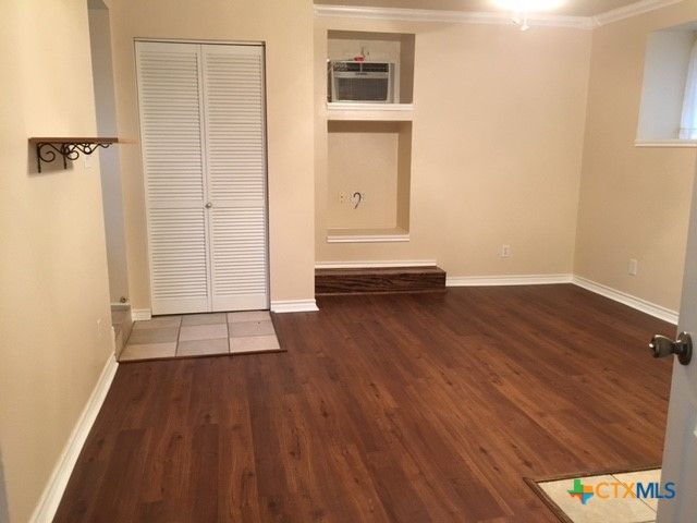 400 S Main Street, Belton, TX 76513