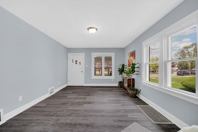 648 Stewart Court, Whiting, IN 46394