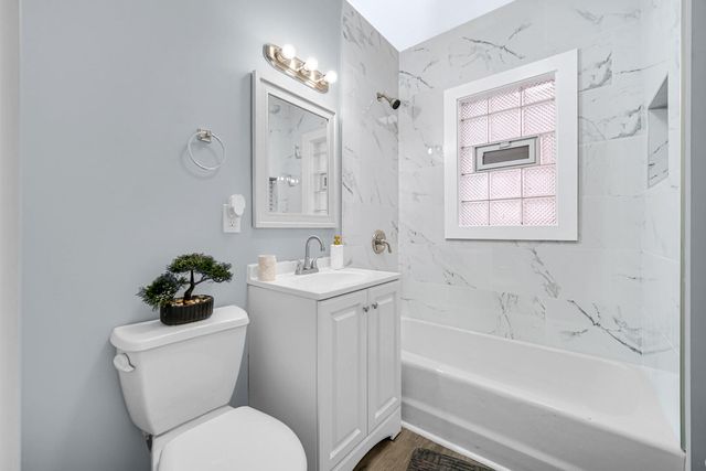 648 Stewart Court, Whiting, IN 46394