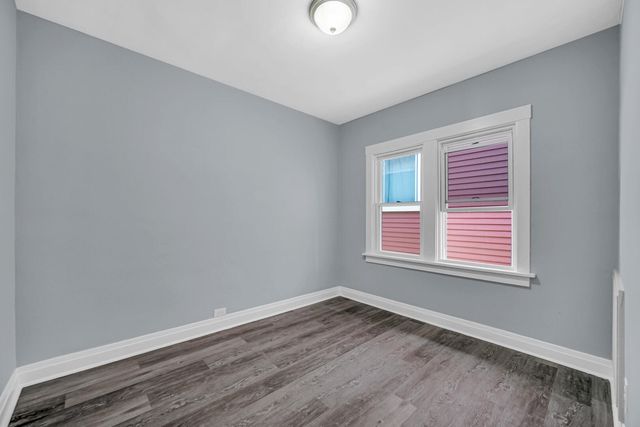 648 Stewart Court, Whiting, IN 46394