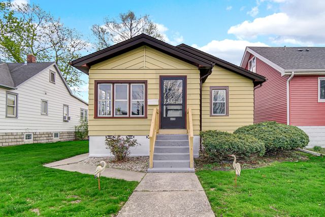 648 Stewart Court, Whiting, IN 46394