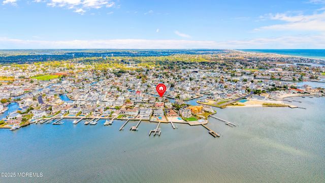 1700 Rue Mirador, Point Pleasant, NJ 08742