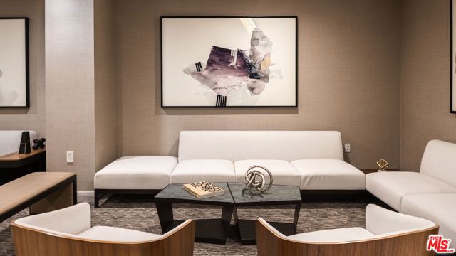 728 N Sweetzer Avenue 112, West Hollywood, CA 90069