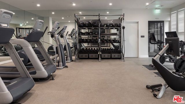 728 N Sweetzer Avenue 112, West Hollywood, CA 90069