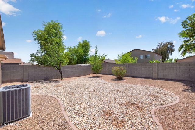1793 E DENIM Trail, San Tan Valley, AZ 85143