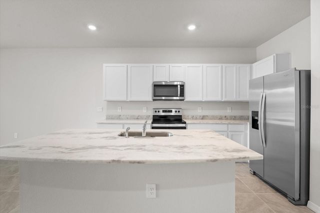 17709 CRESCENT MOON LOOP, Bradenton, FL 34211