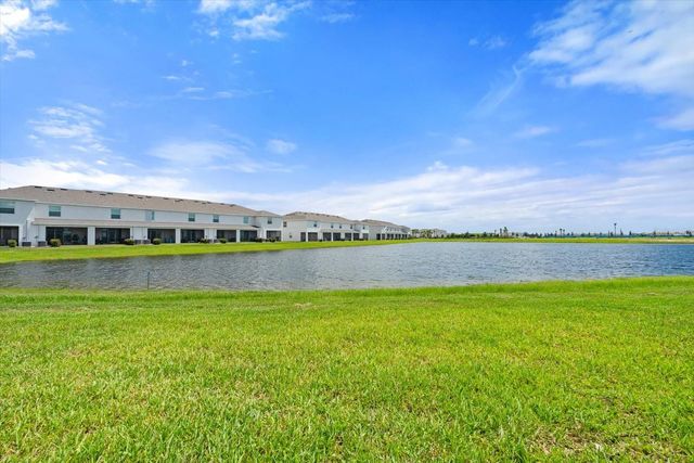 17709 CRESCENT MOON LOOP, Bradenton, FL 34211