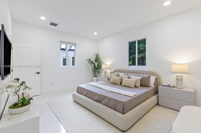 1001 NE 82nd Street, Miami, FL 33138