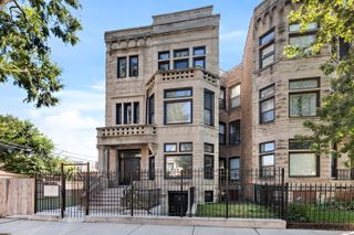443 E 45th Place 1, Chicago, IL 60653