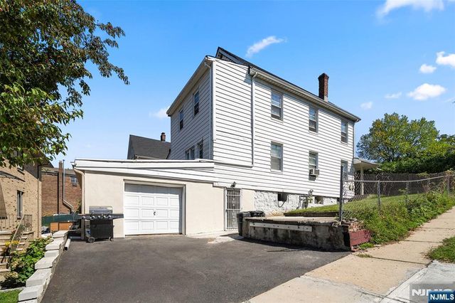 539 Bergen Boulevard, Ridgefield, NJ 07657