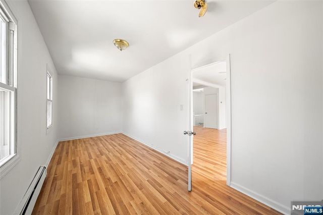 539 Bergen Boulevard, Ridgefield, NJ 07657