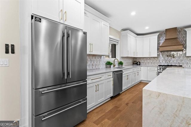 11505 Elkins Road, Roswell, GA 30076