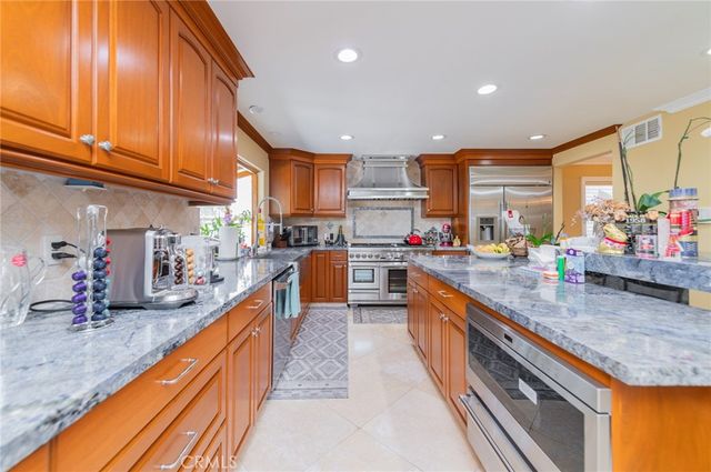 6865 E Georgetown, Anaheim Hills, CA 92807