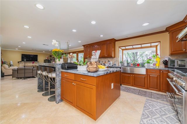 6865 E Georgetown, Anaheim Hills, CA 92807