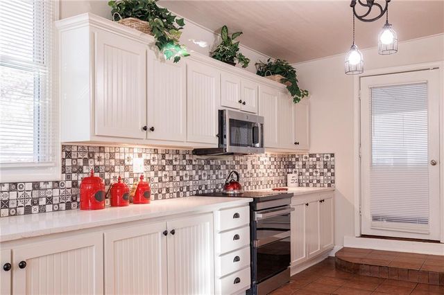 22 U Lake Shore Drive, Lake Lotawana, MO 64086