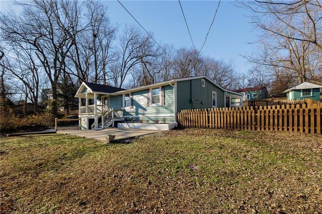 22 U Lake Shore Drive, Lake Lotawana, MO 64086