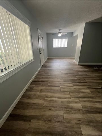3300 FOX CHASE CIRCLE N 213, Palm Harbor, FL 34683
