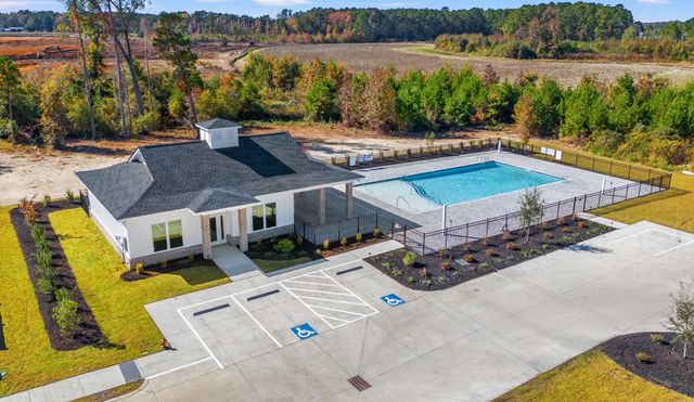 909 Woodside Dr., Conway, SC 29526