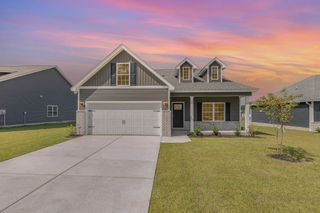 909 Woodside Dr., Conway, SC 29526