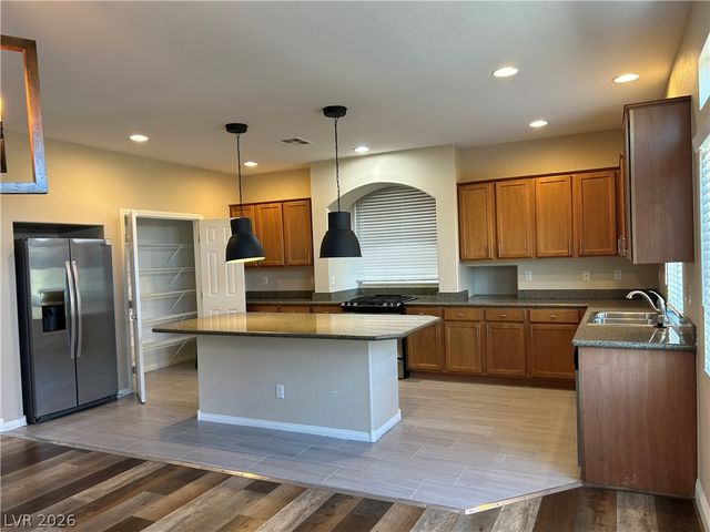 6754 Bel Canto Court, Las Vegas, NV 89139