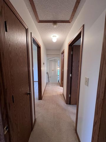 2023 E 11th St, Superior, WI 54880