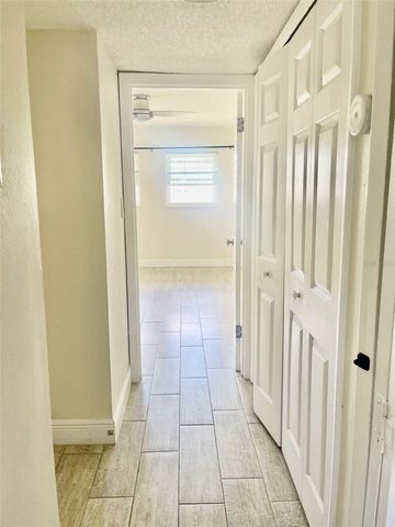 837 SKY LAKE CIRCLE C, Orlando, FL 32809