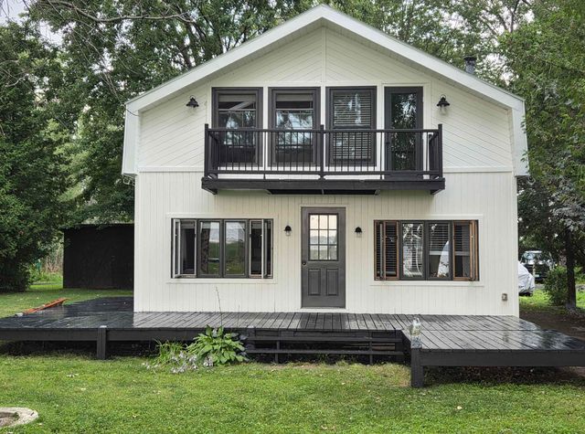 81 Mud Point South, Alburgh, VT 05440