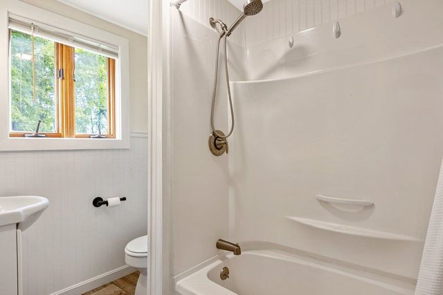 81 Mud Point South, Alburgh, VT 05440
