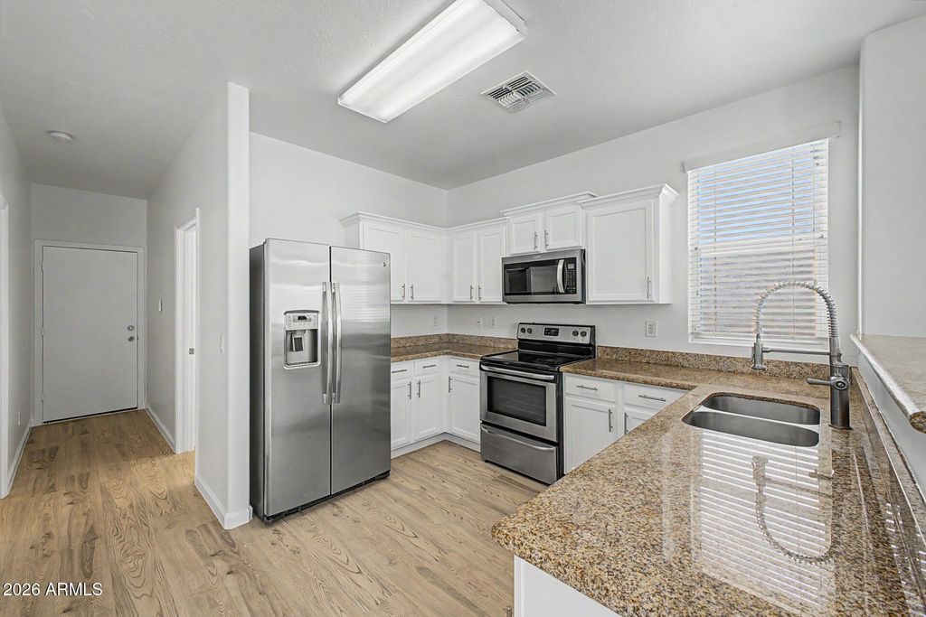 3816 S 53RD Drive, Phoenix, AZ 85043 — photo 2