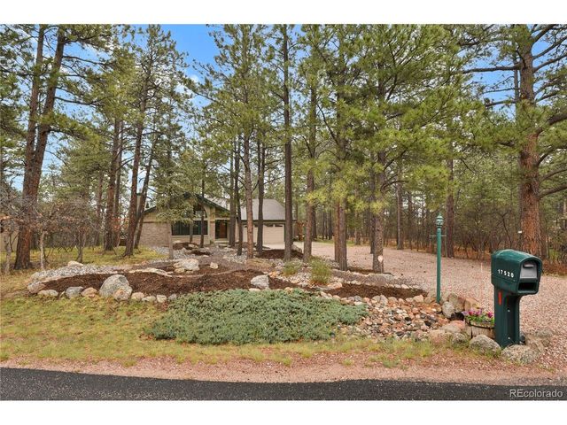 17520 Shiloh Pines Dr, Monument, CO 80132