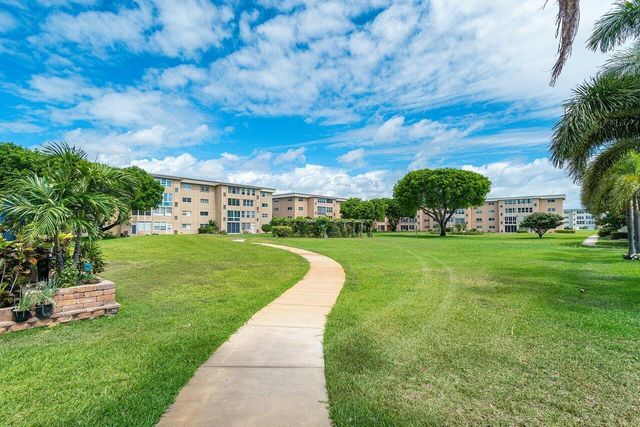2615 NE 1st Court 410, Boynton Beach, FL 33435