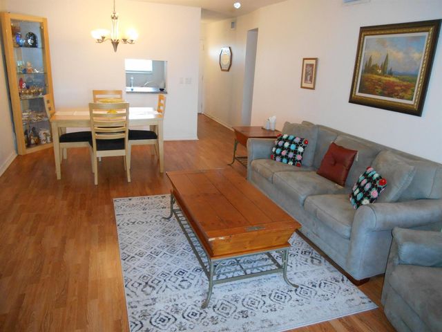2615 NE 1st Court 410, Boynton Beach, FL 33435