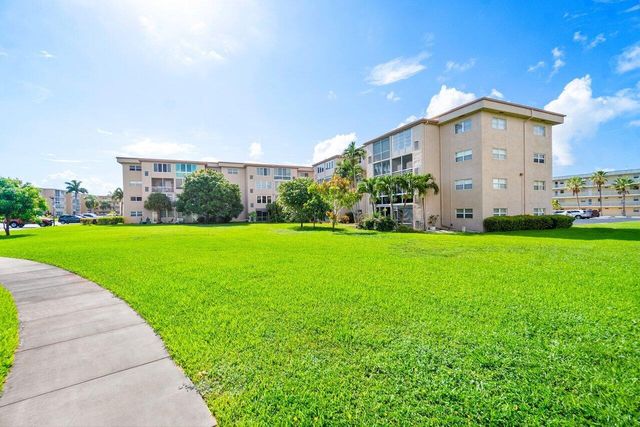 2615 NE 1st Court 410, Boynton Beach, FL 33435