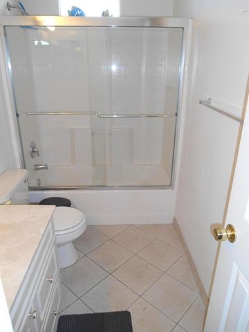 2615 NE 1st Court 410, Boynton Beach, FL 33435