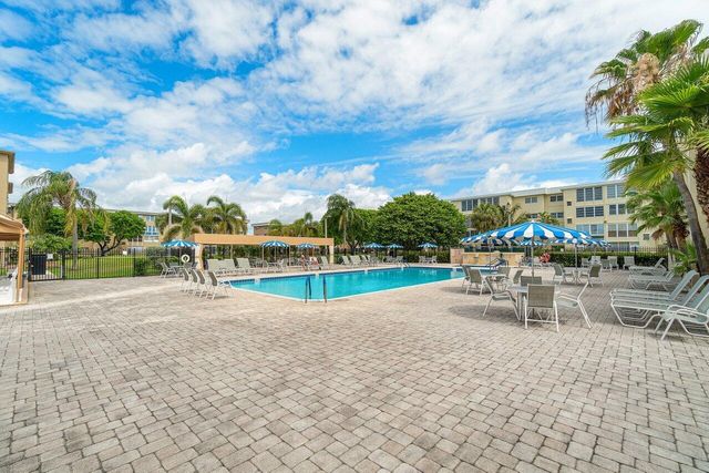 2615 NE 1st Court 410, Boynton Beach, FL 33435