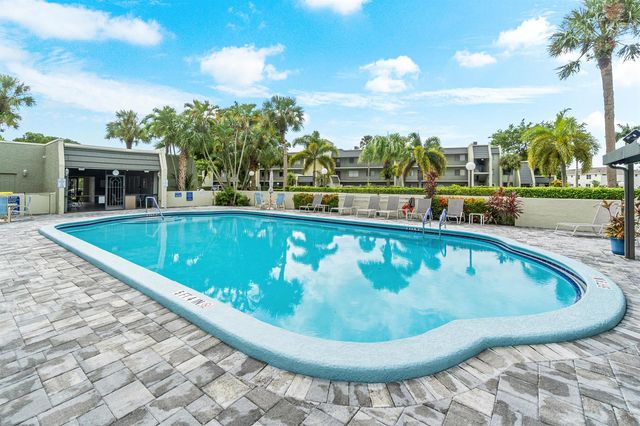 2615 NE 1st Court 410, Boynton Beach, FL 33435