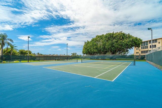 2615 NE 1st Court 410, Boynton Beach, FL 33435